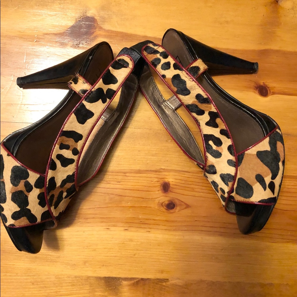 Stylish Moda, barely worn heels